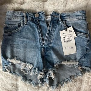 Zara denim shorts size 2